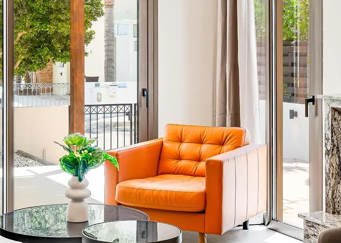 ヴィラ Dara By Ezoria