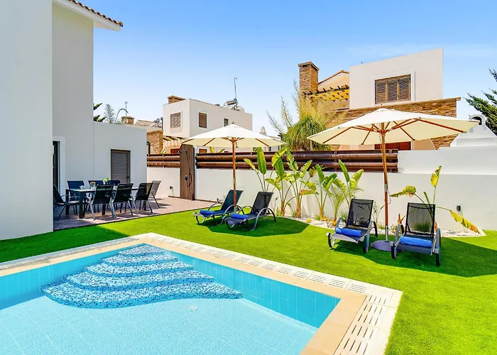 Dara By Ezoria ヴィラ *